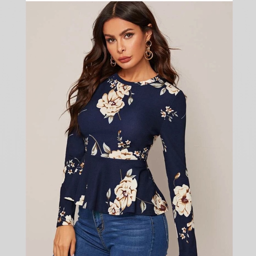 SHEIN Floral Print Top